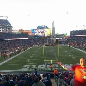 Meet your Posher, Avery